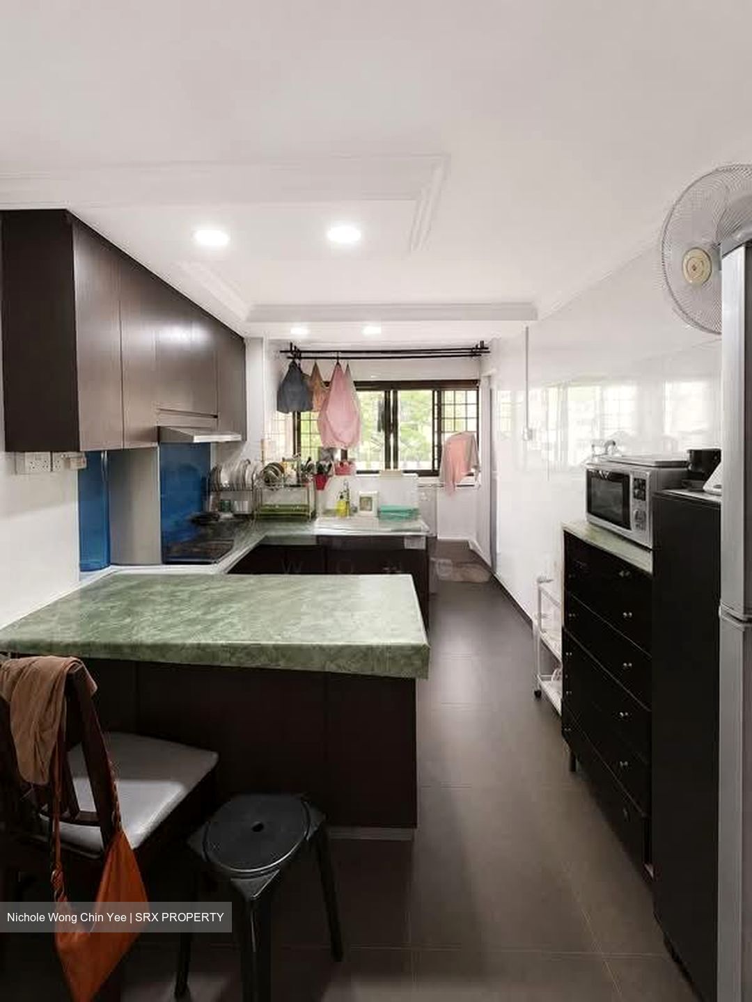 Blk 242 Jurong East Street 24 (Jurong East), HDB 3 Rooms #558280161